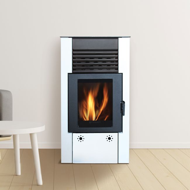 Small-sized pellet stove model Greta 8.5 kW